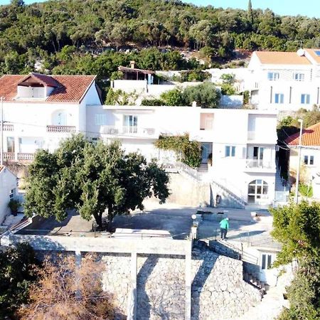 Apartments Becir Molunat Exterior foto